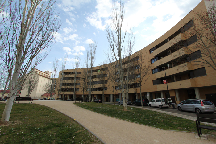 Plazas de Garaje en Santa Isabel (Zaragoza) – Edificio el Poeta